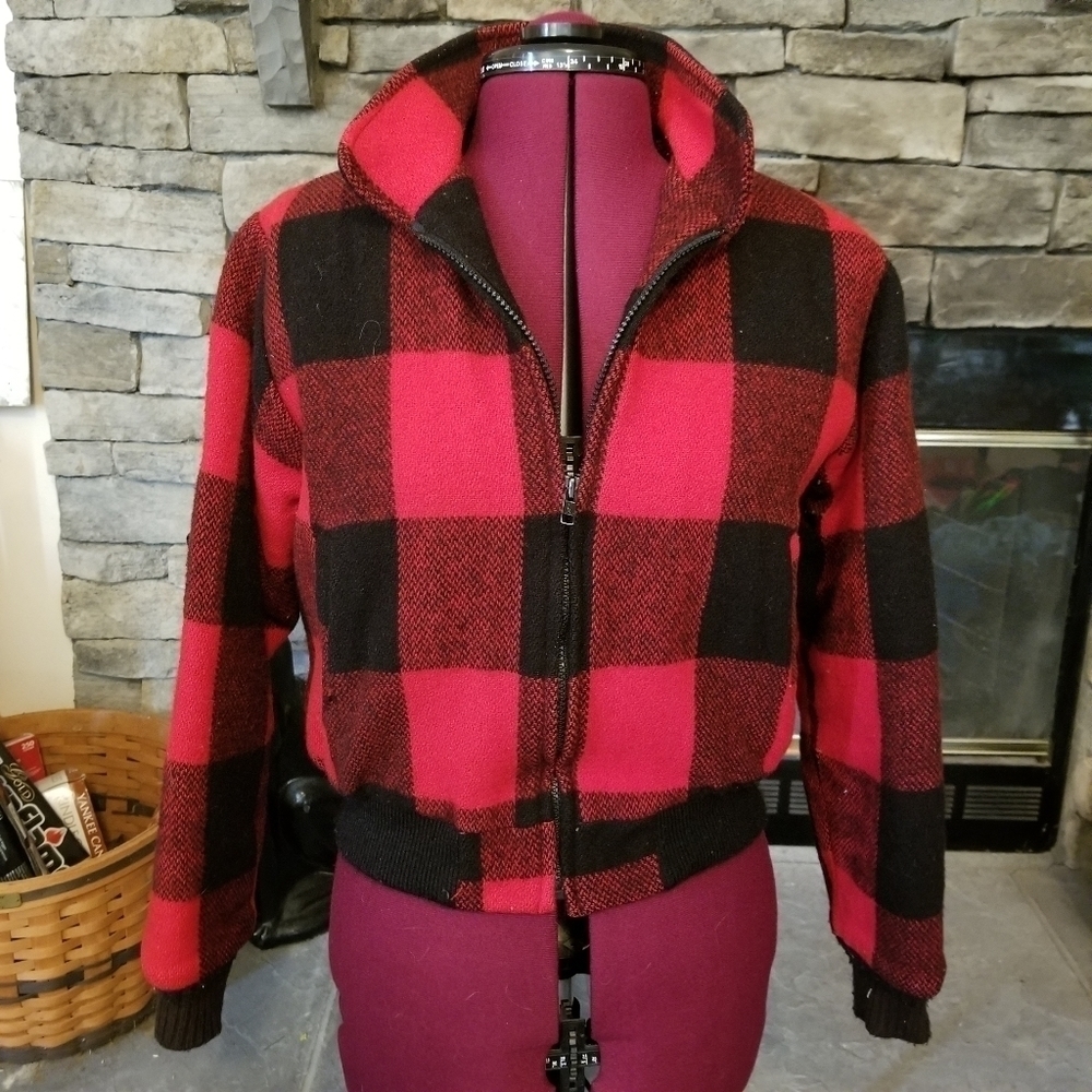 Vintage 70s Woolrich Red Buffalo Plaid Jac…